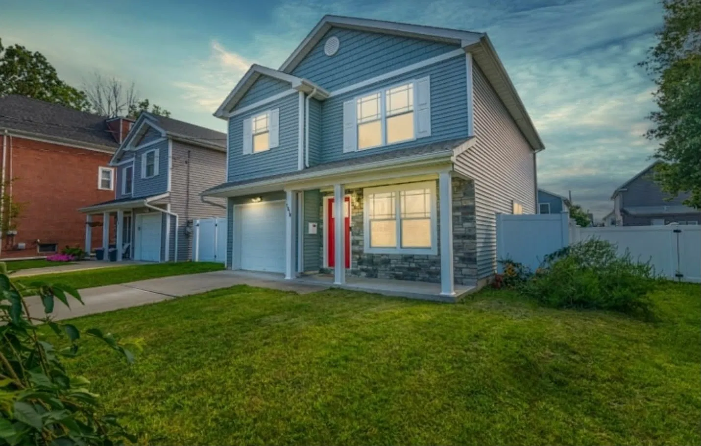 4 bed, $3,800 — Photo 2