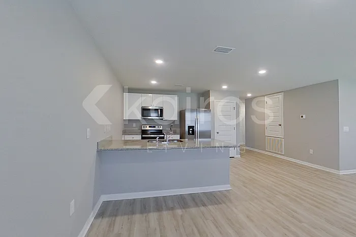 4660 Malay Cir — Photo 5