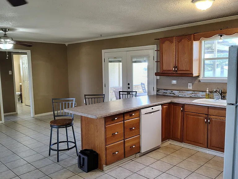 1264 Harmony Cir — Photo 5