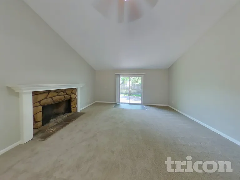 6656 Alisma Ln — Photo 3
