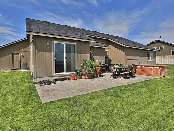 4th image of 5017 Avion Dr
