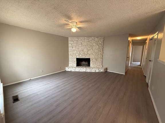 3rd image of 4605-4607 S 72nd East Pl