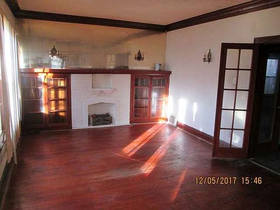 4th image of 6721 S Artesian Ave