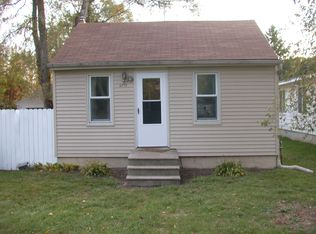 6777 Saline Dr, Waterford, MI