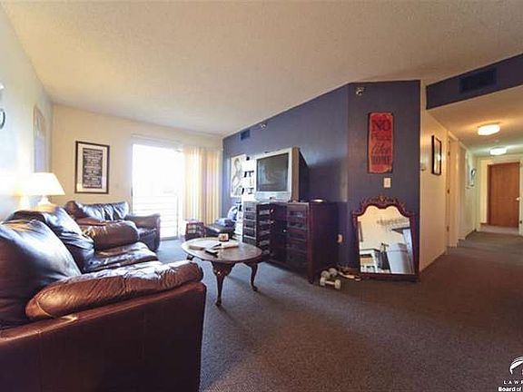 927  Emery A-204 Lawrence, KS listing photo #3