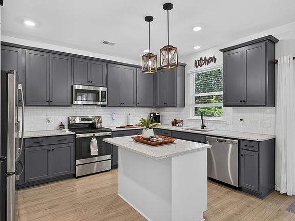 2nd image of 8805 Citronella Way