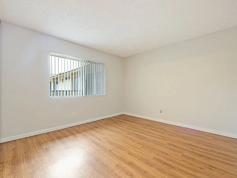 9059 Harness Street — Photo 18
