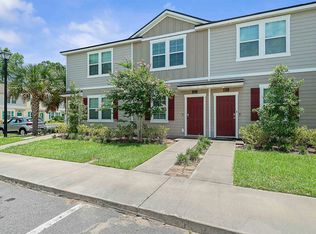 877 Rotary Rd, Jacksonville, FL 32211