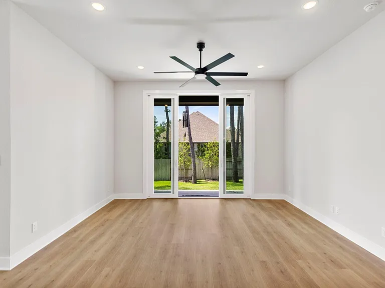 415 N Hillary Step Pl — Photo 11