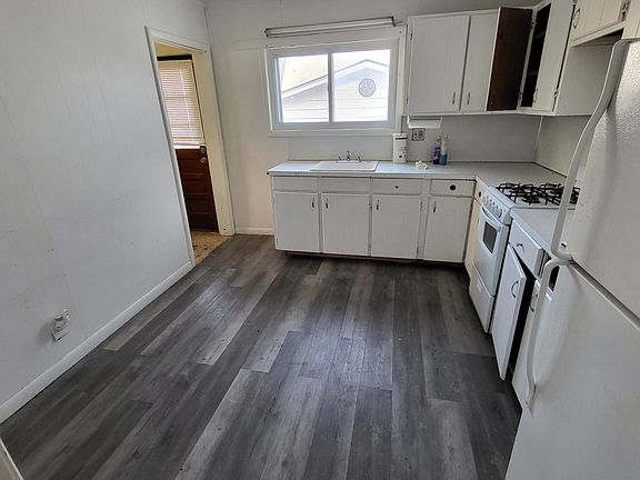 5th image of 43 Albert St Unit C
