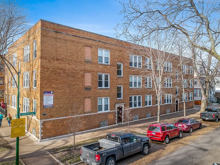 1634-36 W. Grace / 3804-10 N. Marshfield — Photo 1