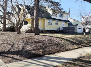 702 W 45th St, Kansas City, MO 64111