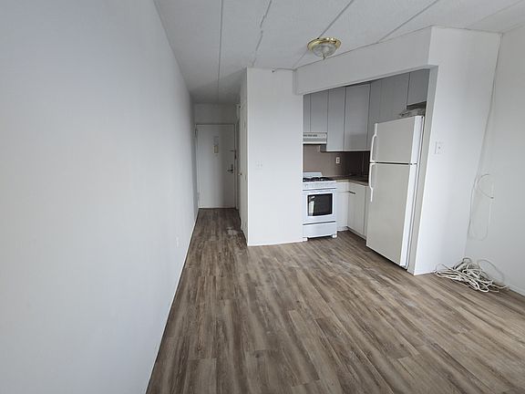 4th image of 143-51 Roosevelt Ave #14C