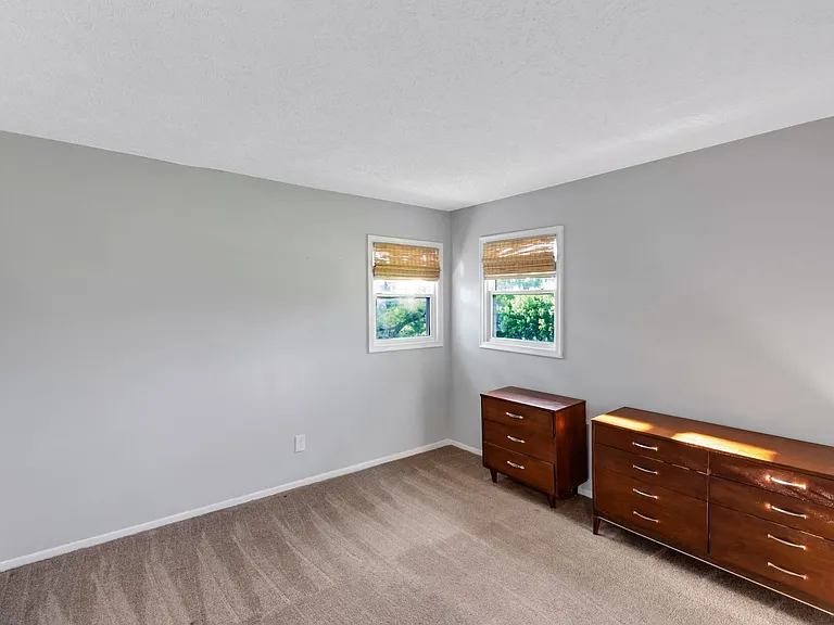 11322 Sahler St — Photo 14