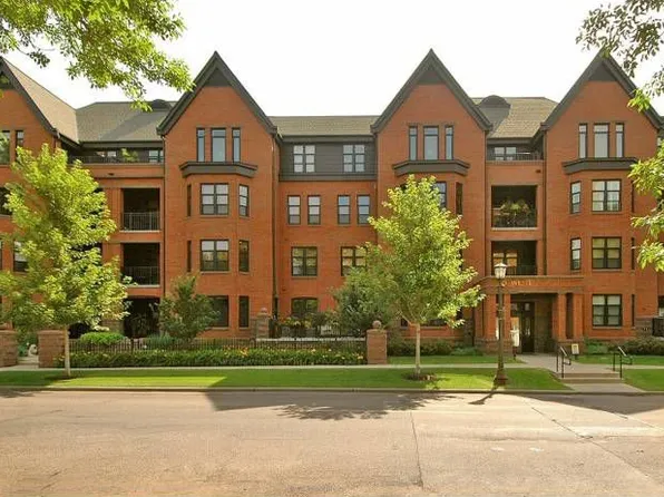 80 Western Ave #100, Saint Paul, MN 55105