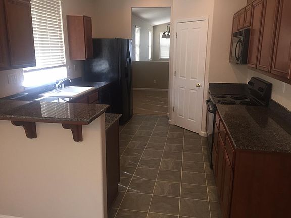 3rd image of 5631 Cathedral Peak Dr