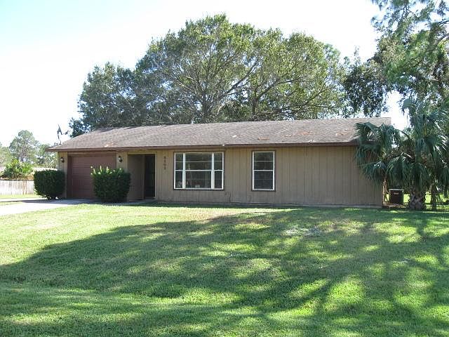1st image of 8501 Coquina Ave