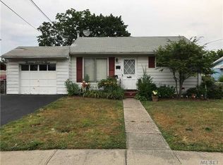 1373 Brooklyn Blvd, Bay Shore, NY 11706