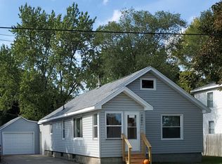 1281 Shonat St, Muskegon, MI 49442