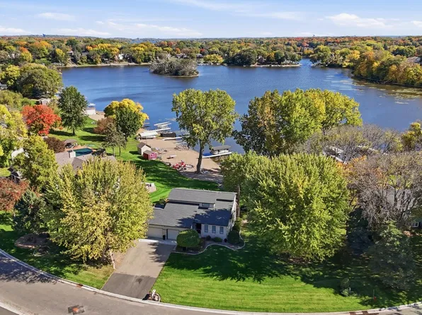 15897 Island View Rd NW, Prior Lake, MN 55372