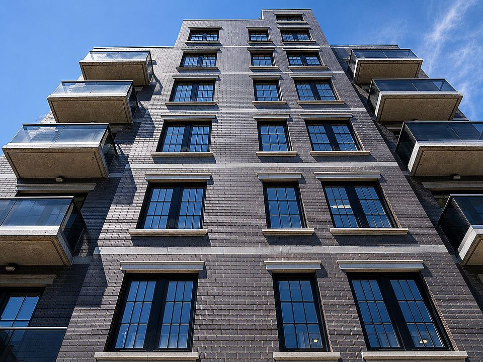 1st image of 25-34 31st St #17