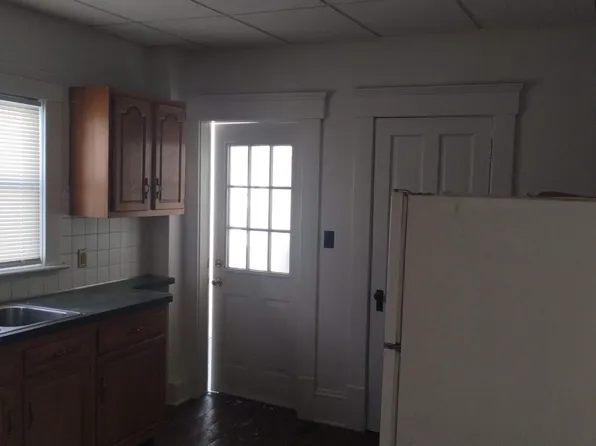 961 Home Ave, Akron, OH 44310