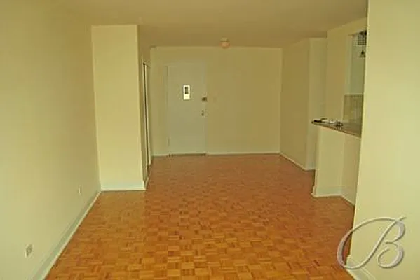 Rented by Bellmarc Realty | media 30