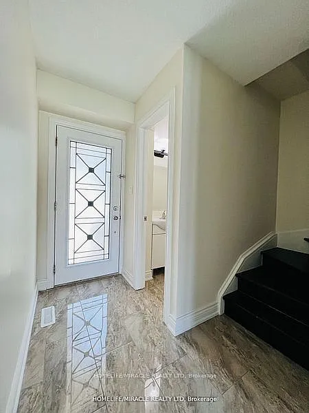 Building Photo - 50 Blackwell Ave #11
