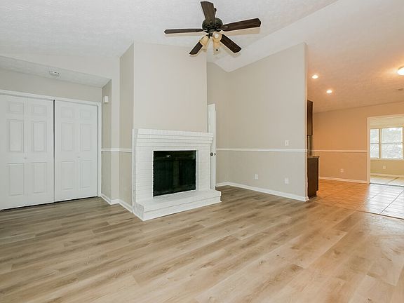 4th image of 5293 Brentwood Rd