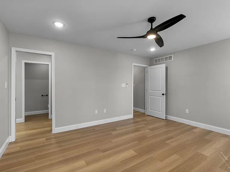 524 Old Poplar Rd — Photo 21