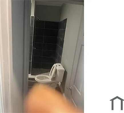 3 bed, 850 sqft, $1,750 — Photo 3