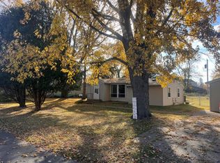 411 5th St NW, Aitkin, MN 56431