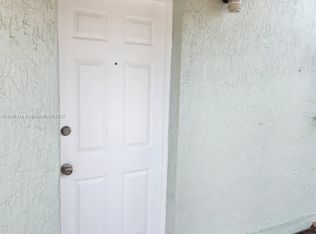 520 E 44th St #1W, Hialeah, FL 33013