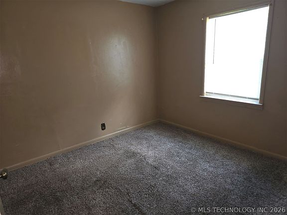 3rd image of 4262 E Young Pl