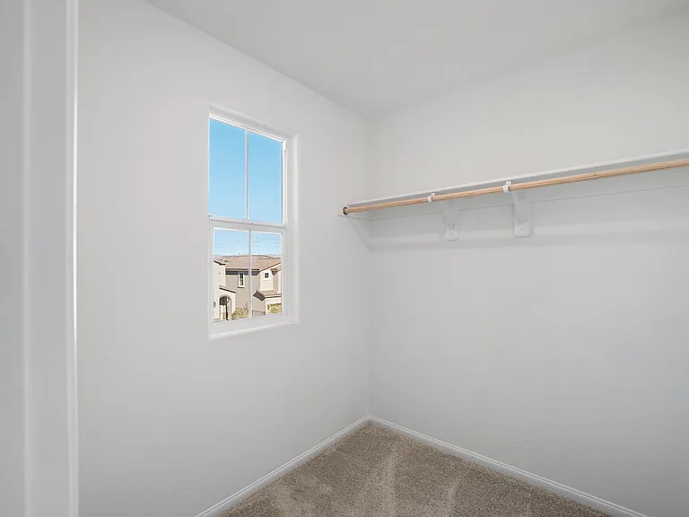 10949 Oregano Ave — Photo 48
