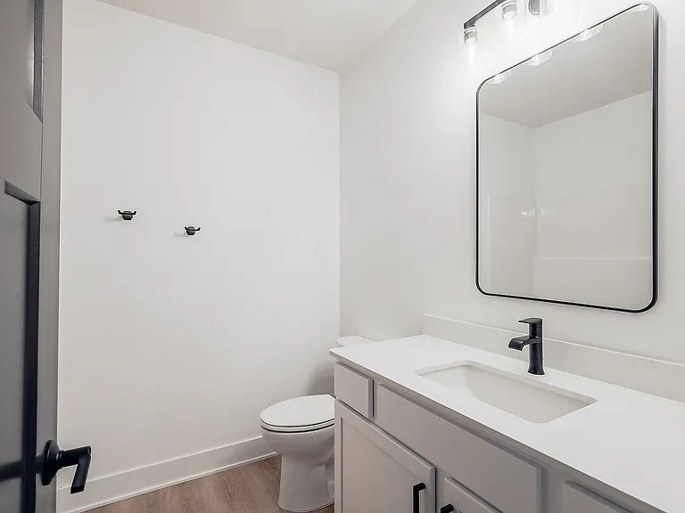 4917 Spire St — Photo 37