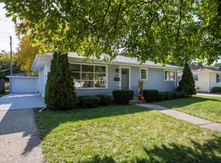 4027 68th St, Kenosha, WI 53142