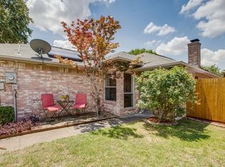231 Juniper Ridge Cir, Desoto, TX 75115