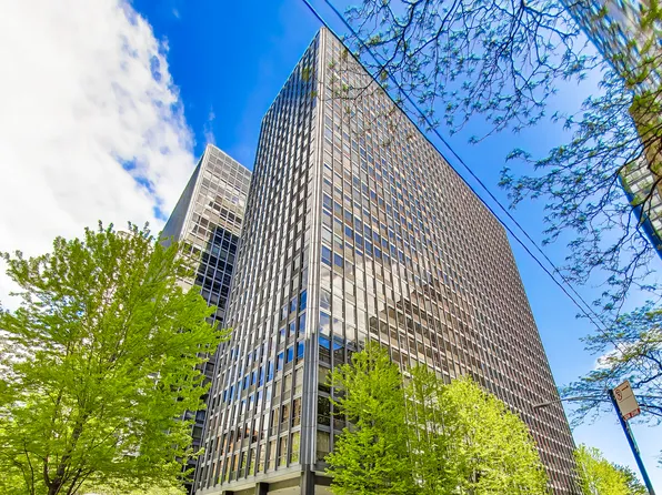 900 N Lake Shore Dr APT 2903, Chicago, IL 60611