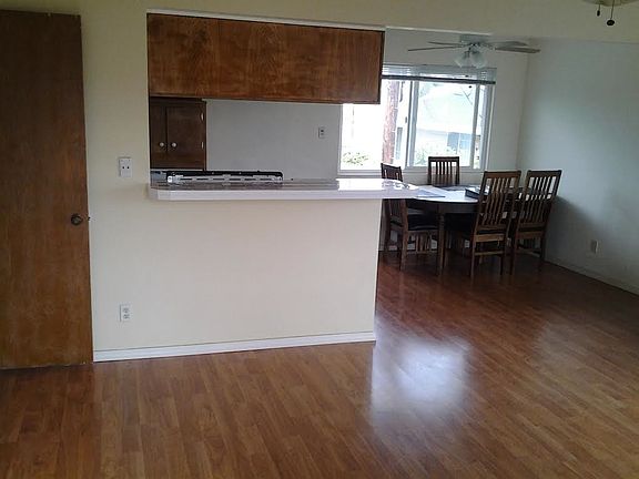 2nd image of 500 E Fairview Blvd APT 2