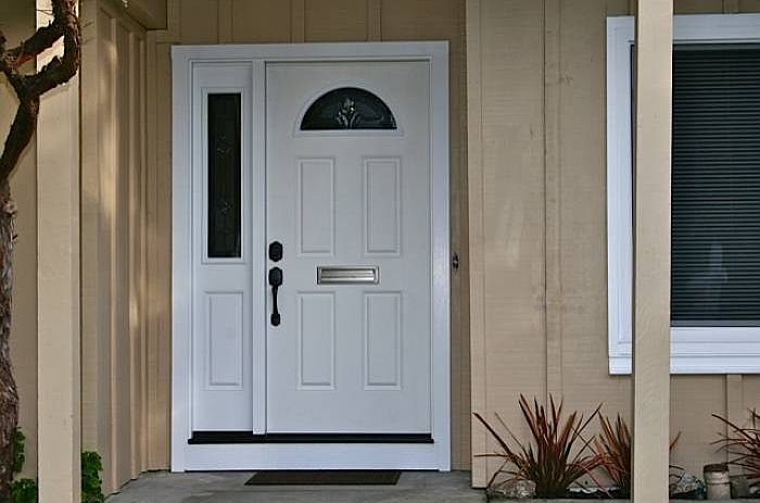 New entry door
