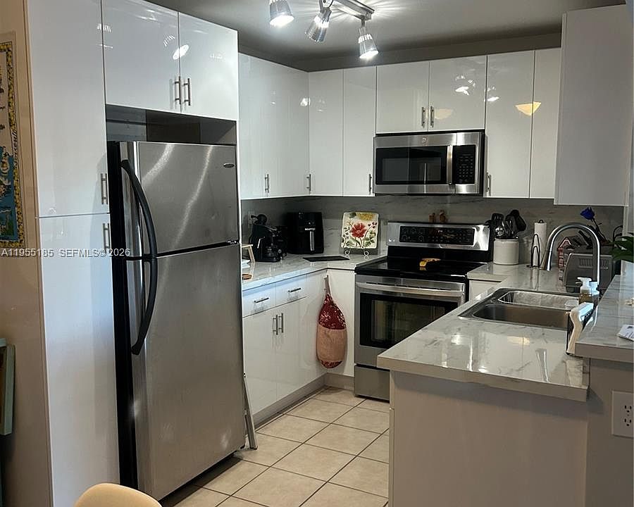 1st image of 200 Palm Cir W APT 104