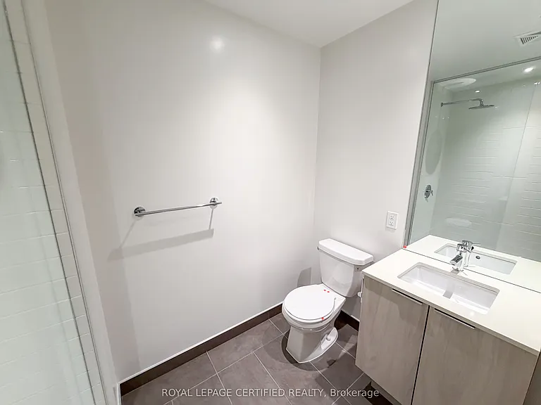 448 Burnhamthorpe Rd W #6407 — Photo 6