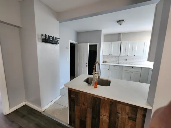 35 Orient Avenue image 3 of 14