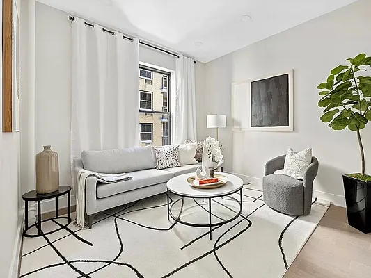 Rented by Owner | media 18