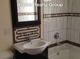 4415 S Prairie Ave #3, Chicago, IL