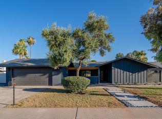 4433 W Gelding Dr, Glendale, AZ 85306