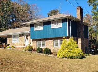 419 Arrowood Cir, Seneca, SC 29672