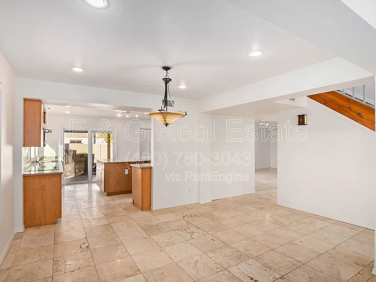 2522 S Mulberry — Photo 8