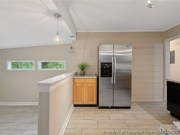 5th image of 5404 Sandstone Dr